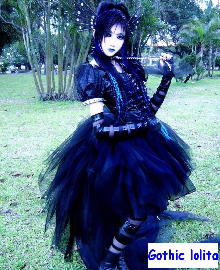 Elegant Gothic Lolita